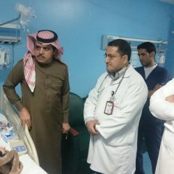 بالصور.. ولي العهد يلتقي وفداً من أعضاء  جمعية صوت متلازمة داون