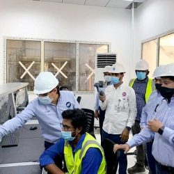 ضمن مبادرة تصنيع منتجات الوقاية من كورونا.. كلية الهندسة بجامعة الملك خالد تسلم أكثر من ١١ ألف قطعة لعدد من الجهات