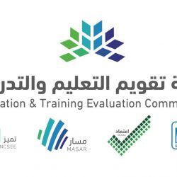 100 ألف مصل يشهدون أول جمعة بعد رفع الحظر بالمسجد النبوي