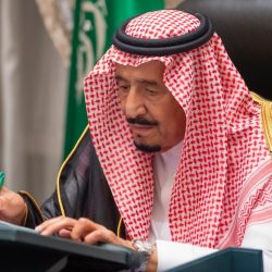 صاحب السمو الملكي الأمير تركي بن طلال بن عبدالعزيز يقف على استعدادات فريق ضمك الأول لكرة القدم