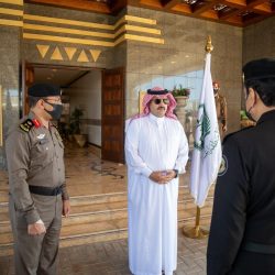 محافظ البرك يستقبل مدير عام فرع الرئاسة العامة لهيئة الأمر بالمعروف بمنطقة عسير ويطلق حملة الصلاة نور