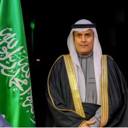 شرطة الرياض: القبض على مجموعة مقيمين امتهنوا جمع أموال مجهولة المصدر وتهريبها إلى خارج المملكة عبر حسابات بنكية لكياناتٍ تجارية