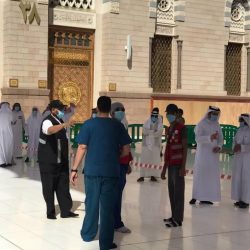 الويمني يزور مزرعة الدارسي ويكرم المشاركين في مبادرة “نأكل ما نزرع”