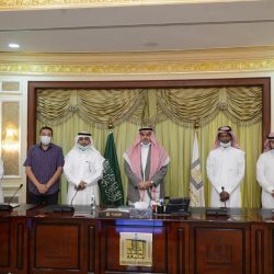 اختتام حملة كلية الطب والعيادات الخارجية بالمدينة الطبية في جامعة الملك خالد للكشف المبكر عن سرطان الثدي