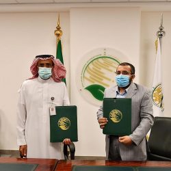 مركز الملك سلمان للإغاثة يدشن توزيع المساعدات الغذائية لدعم الأسر الأكثر احتياجًا المتضررة من جائحة كورونا في جنوب أفريقيا