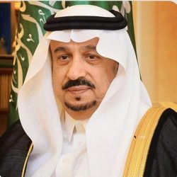 سمو أمير الحدود الشمالية يعزي القاضي محمد الرويلي في وفاة والده