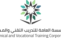 مكتب تعليم بيش يختتم العام الدراسي بتكريم المتميزين