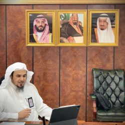 خادم الحرمين الشريفين يعزي في اتصال هاتفي سمو أمير دولة الكويت في وفاة الشيخ منصور الأحمد الجابر الصباح