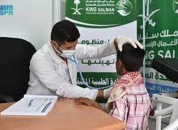 العيادات الطبية المتنقلة لمركز الملك سلمان للإغاثة في عبس تقدّم خدماتها العلاجية لـ 1,321 مستفيدا خلال شهر مايو