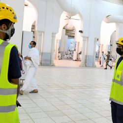 سمو الأمير عبدالعزيز بن سعود يتابع عمليات نفرة الحجاج خلال تفقده مركز العمليات الأمنية الموحدة ومستشفى قوى الأمن بمكة المكرمة