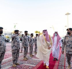 وزير الدولة للشؤون الخارجية يُجري اتصالاً هاتفيًا بوزير خارجية هندوراس