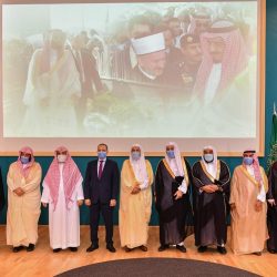 وزير الشؤون الإسلامية يتفقد مركز الملك فهد الثقافي بالبوسنة والهرسك ويطمئن على خدماته وبرامجه
