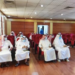 وزير الشؤون الإسلامية يوجه بتضمين خطبة الجمعة القادم لحث منسوبي التعليم بأخذ جرعتي لقاح كورونا