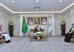 سمو أمير تبوك يستقبل وزير النقل والخدمات اللوجستية