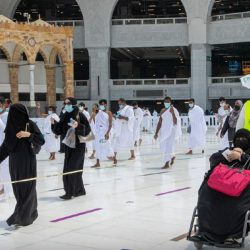 شرطة منطقة تبوك : ضبط (4) أشخاص خالفوا تعليمات العزل والحجر الصحي بعد ثبوت إصابتهم بفيروس كورونا