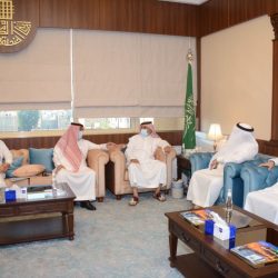 بحضور الأمير تركي بن محمد ووزير الإسكان توقيع اتفاقية توفر ١٠٠٠ وحدة سكنية للأيتام