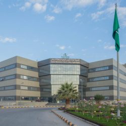 “البلدية والإسكان” تُمكّن أصحاب المنشآت التجارية من تقييم منشآتهم ذاتيًّا عبر منصة “بلدي”