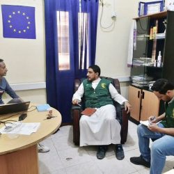 الأفواج الأمنية بجازان تقبض على شخص لتهريبه القات في العارضة