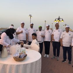 جمرك مطار الملك عبدالعزيز بجدة يحبط محاولة تهريب 35 كيلوجرام من الستائر المشبعة بمادة “الشبو”