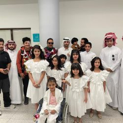 ٦٣ حاجاً من مستفيدي جمعية بناء لرعاية الأيتام يقفون على صعيد عرفات اليوم