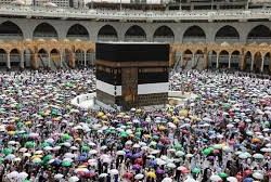 الصحة: أكثر من 69 ألف حاج وحاجة يتلقون الخدمات العلاجية في مكة المكرمة والمدينة المنورة