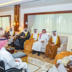 أمير الشرقية يدشن أعمال جمعية ( طويق ) للموارد البشرية