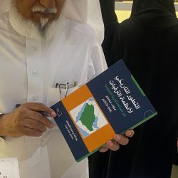 مشاركة فرع هيئة الهلال الاحمر بمنطقة عسير في تنفيذ خطة توحيد مسار طريق الحزام الدائري 