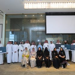 هَنِيٌّ وغَنِيّ (12)