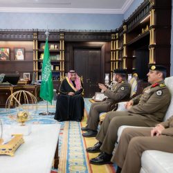 سمو أمير الباحة يقلّد مدير السجون بالمنطقة رتبته الجديدة