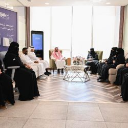 ” في يوم الشعر تُعزف القوافي ” أمسية شعرية نظمتها سفارة جمعية الأدب بالباحة احتفاءً باليوم العالمي للشعر .
