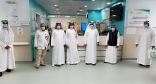 مدير مستشفى بيش يعايد منسوبي المستشفى والمرضى المنومين
