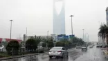 الأرصاد تتوقع تكوّن سحب رعدية ممطرة مصحوبة برياح نشطة تحد من مدى الرؤية الأفقية على هذه المناطق