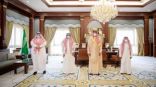 الأمير فيصل بن سلمان يعتمد جائزة التميّز للشباب