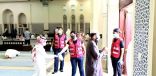 فريق التطوع بالهلال الأحمر بالجوف يواصل تقديم نقاط الفرز في جوامع المنطقة