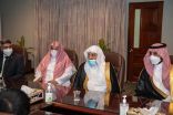 وكيل وزارة الشؤون الإسلامية يعقد جلسة مباحثات مع وزير الشؤون الإسلامية المالديفي بحضور السفير السعودي بالعاصمة ماليه