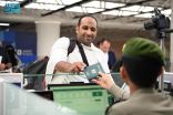 “الجوازات” تواصل استقبال ضيوف الرحمن القادمين لأداء العمرة لعام 1445هـ