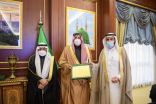 أمير المدينة يثمن حرص حكومة خادم الحرمين على توفير كافة احتياجات القطاع الصحي