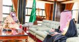 سمو أمير تبوك يستقبل مدير فرع وزارة التجارة بالمنطقة