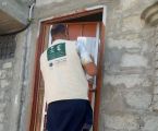 مركز الملك سلمان للإغاثة يوزع 3,850 كرتون من التمور في مديرية الغيضة بمحافظة المهرة