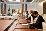 الدكتور الربيعة يلتقي سفيرة مملكة بلجيكا لدى المملكة