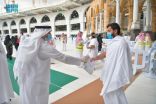 “الموارد البشرية والتنمية الاجتماعية” تشارك في تنفيذ أعمال تطوعية لخدمة ضيوف الرحمن بالمسجد الحرام