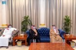 سمو أمير الجوف يستقبل مدير شؤون الإسكان المعين حديثاً بالمنطقة