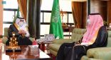 سمو أمير منطقة تبوك يستقبل نائب وزير الموارد البشرية للتنمية الاجتماعية