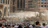 أكثر من 800 مهندس وفني وعامل يشرفون على صيانة المسجد الحرام ومرافقه