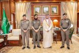 سمو نائب أمير حائل يقلّد مساعد مدير إدارة مرور المنطقة رتبته الجديدة