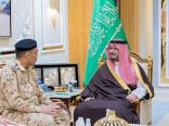 سمو نائب أمير الحدود الشمالية يلتقي بركن إدارة الفوج الـ37 بالحرس الوطني