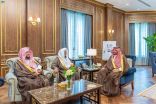 سمو أمير الحدود الشمالية يستقبل رئيس محكمة الاستئناف ومساعده