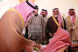 سمو محافظ الأحساء يتفقّد مركز أم أثلة ويلتقي بالأهالي