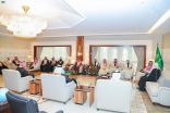 نائب أمير المنطقة الشرقية يستقبل رئيس وأعضاء لجنة الأوقاف بغرفة الشرقية