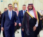 سمو ولي العهد يستقبل رئيس وزراء جمهورية بولندا